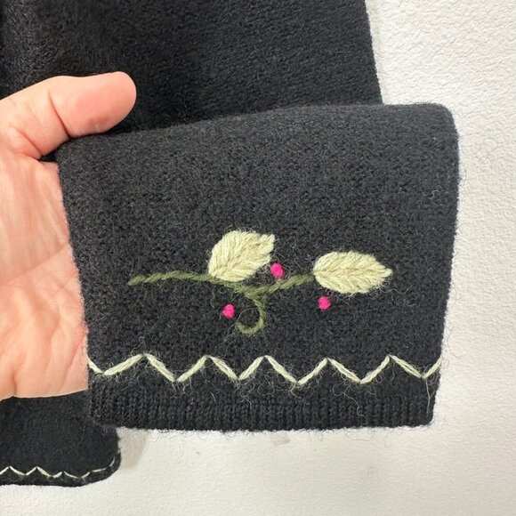 Studio Works‎ Size Medium Black 100% Wool Vintage Floral Embroidered Cardigan - Picture 5 of 6